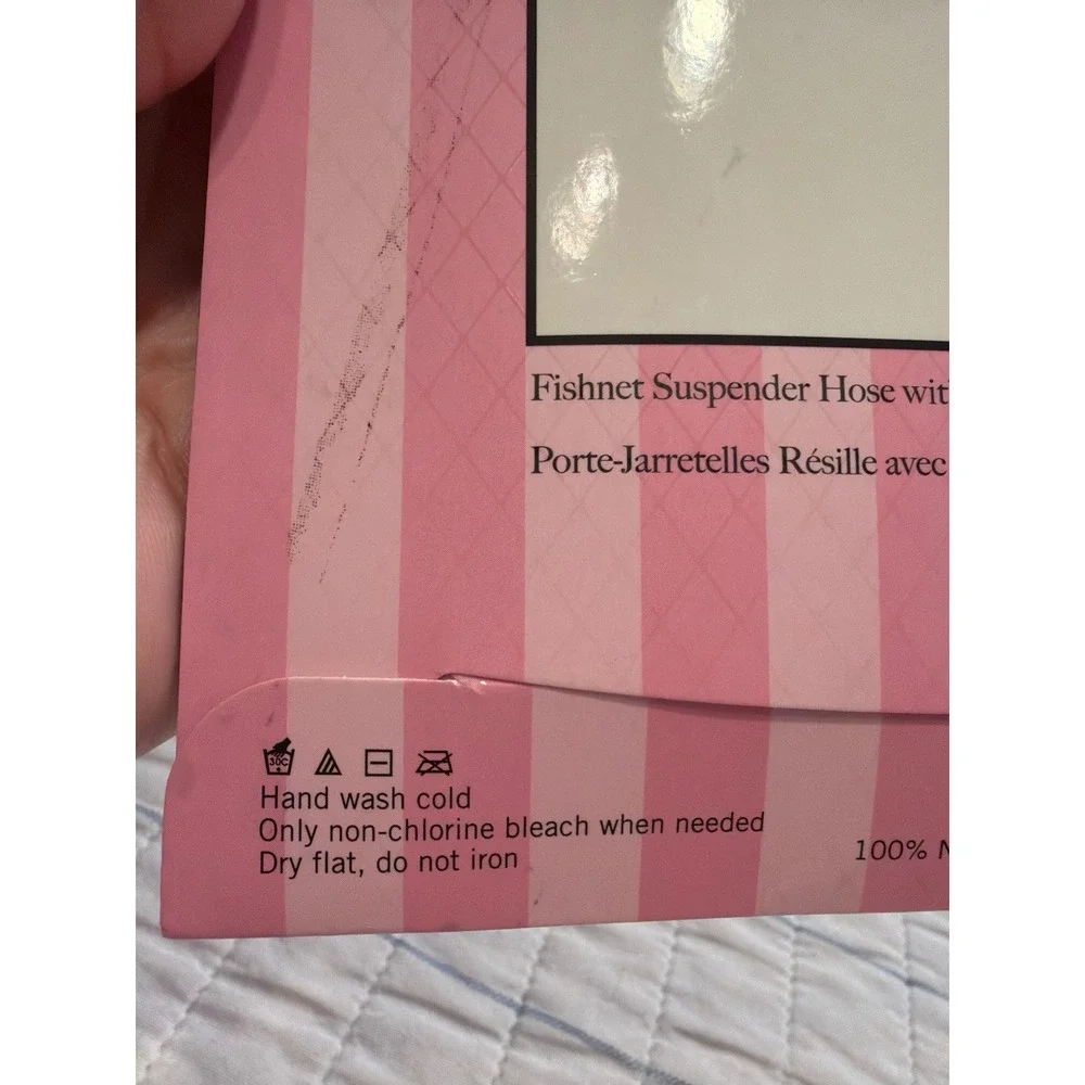 Leg Avenue 1941 Black Fishnet Suspender Hose Scalloped Trim One Size NIB